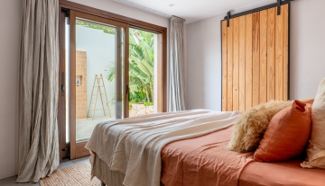 Resa Estates port des Torrent sale koop finca Ibiza bedroom .jpg